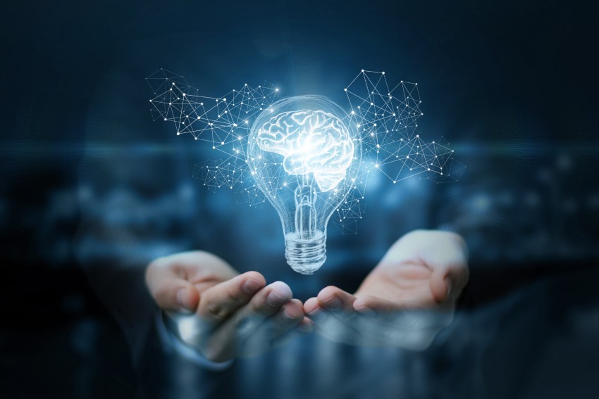 lightbulb representing the answers to optimal creative performance